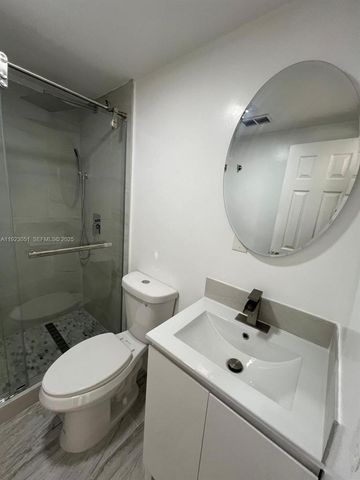 19122 NW 36th Ave B, Miami Gardens, FL 33056