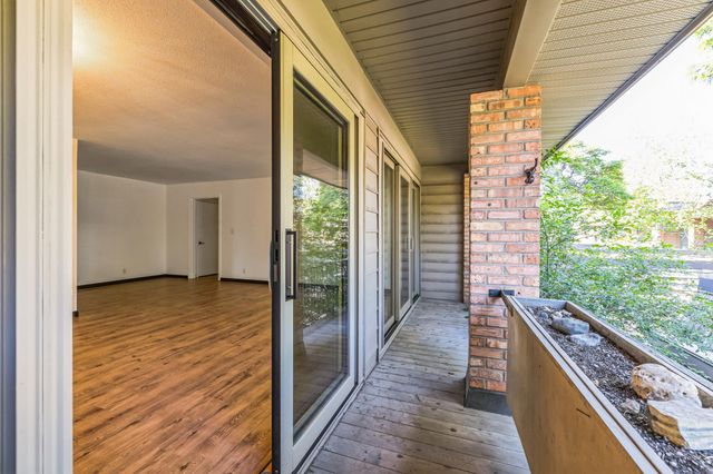 6417 Colony Way 2A, Edina, MN 55435