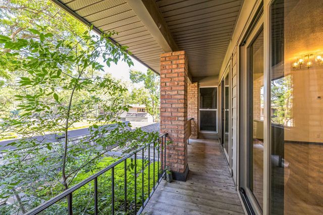 6417 Colony Way 2A, Edina, MN 55435