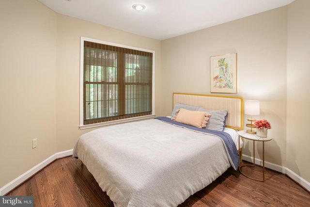 11434 CEDAR RIDGE DR, Potomac, MD 20854