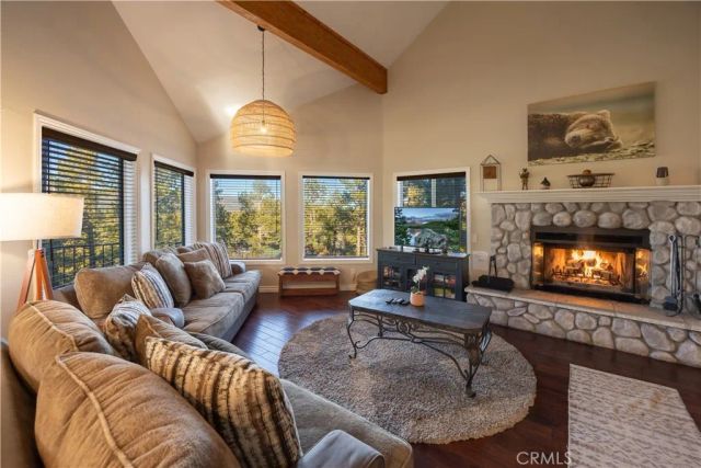 852 Cameron, Big Bear Lake, CA 92315