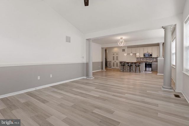 166 MERIDIAN BLVD, Bear, DE 19701