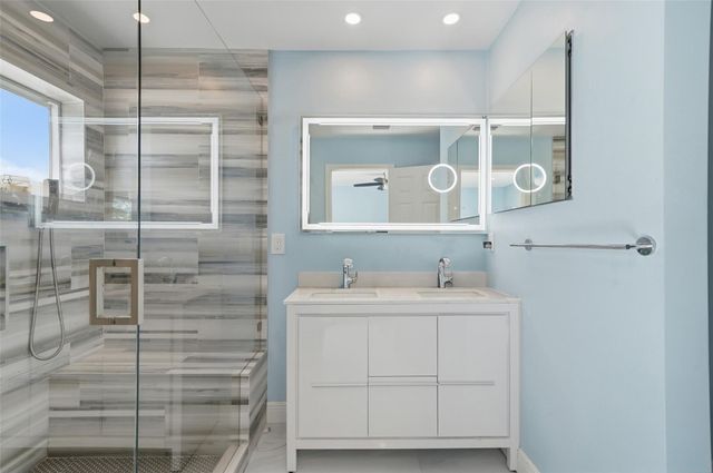 1580 NE 34th Street, Oakland Park, FL 33334