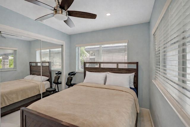 1580 NE 34th Street, Oakland Park, FL 33334