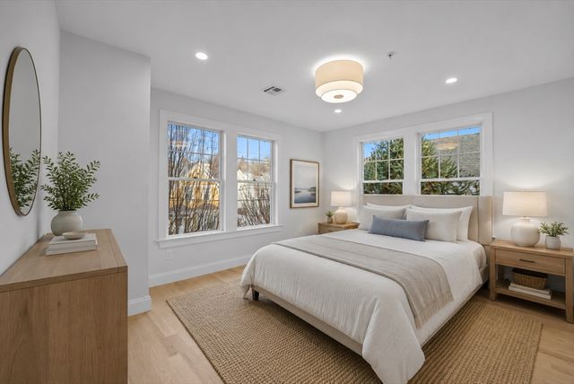 200 Fayette 200, Watertown, MA 02472