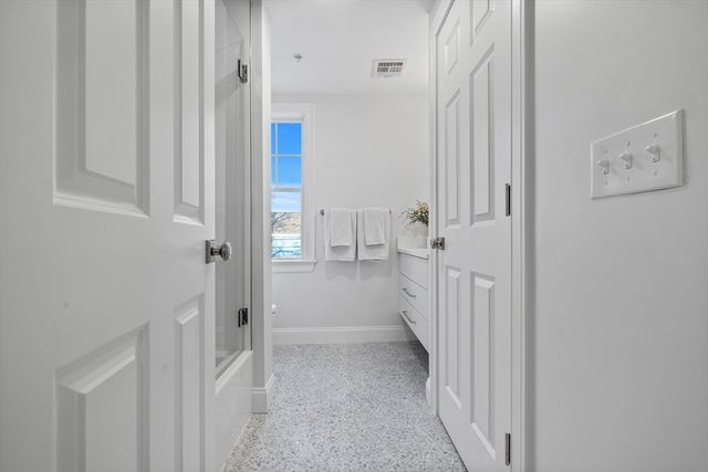 200 Fayette 200, Watertown, MA 02472