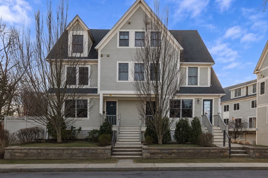 200 Fayette 200, Watertown, MA 02472
