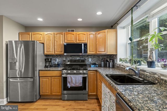 1524 S ISEMINGER ST, Philadelphia, PA 19147