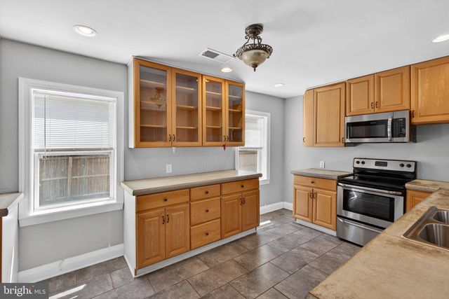 634 E PHILADELPHIA AVE, Boyertown, PA 19512