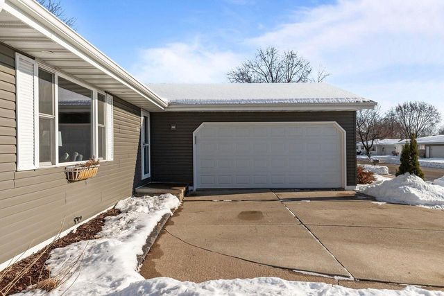 580 W HENRY STREET, Kaukauna, WI 54130