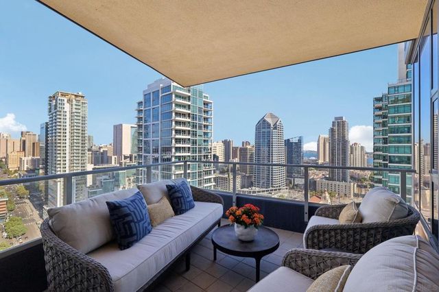 1325 Pacific Highway 2804, San Diego, CA 92101