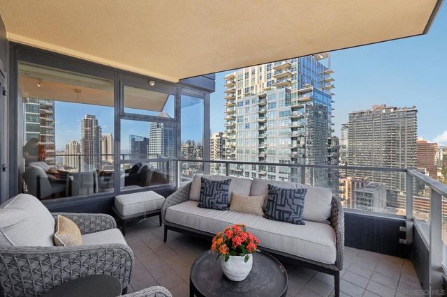 1325 Pacific Highway 2804, San Diego, CA 92101