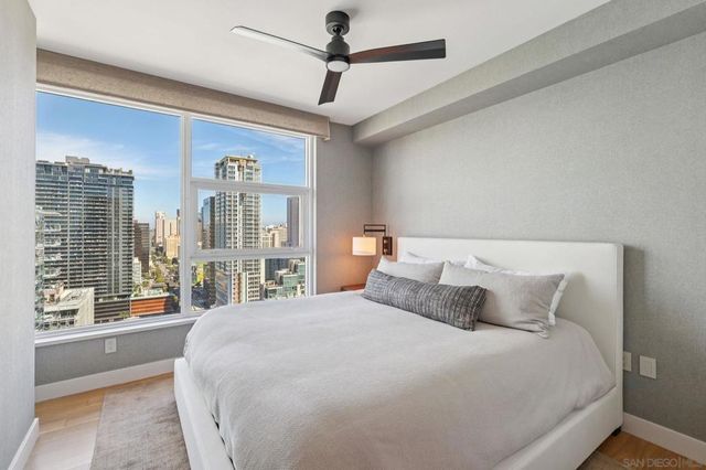 1325 Pacific Highway 2804, San Diego, CA 92101