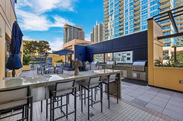 1325 Pacific Highway 2804, San Diego, CA 92101