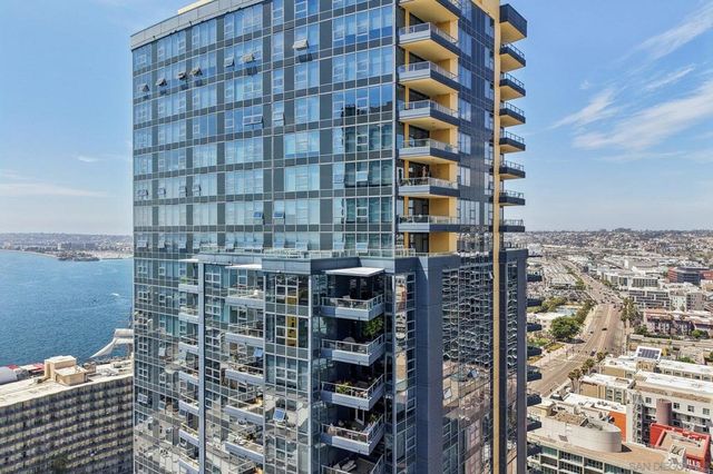 1325 Pacific Highway 2804, San Diego, CA 92101