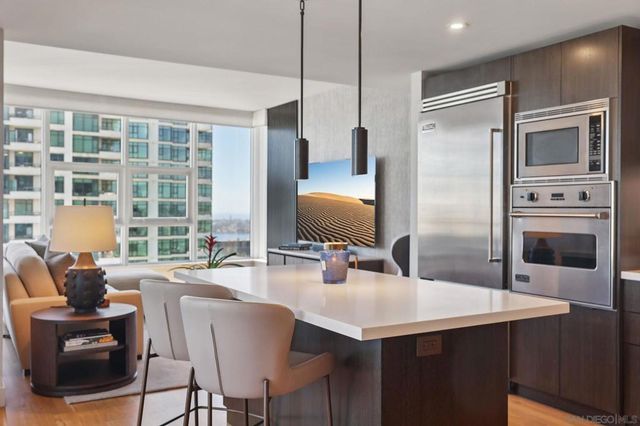 1325 Pacific Highway 2804, San Diego, CA 92101