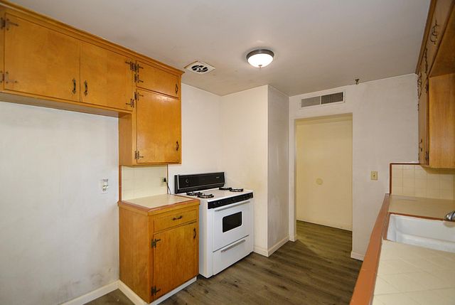 2515 N Channing Way, Fresno, CA 93705