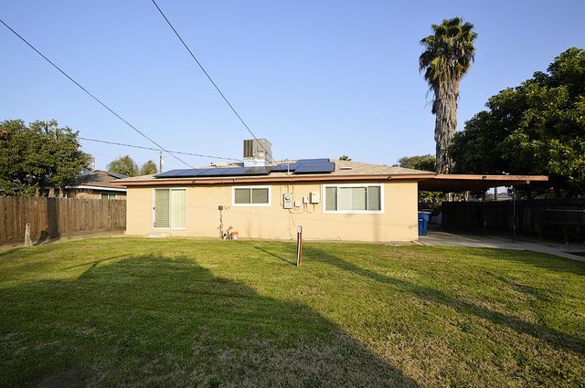 2515 N Channing Way, Fresno, CA 93705