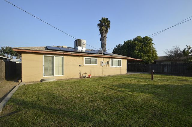 2515 N Channing Way, Fresno, CA 93705