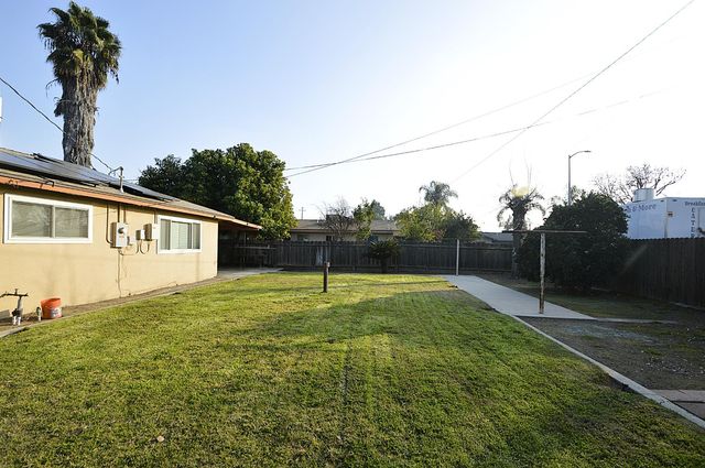2515 N Channing Way, Fresno, CA 93705
