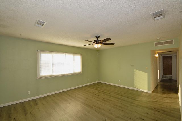 2515 N Channing Way, Fresno, CA 93705