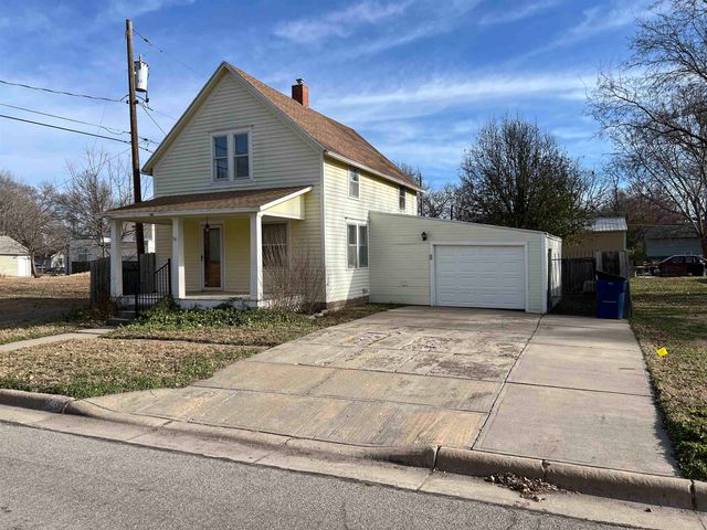 1112 N Poplar, Newton, KS 67114