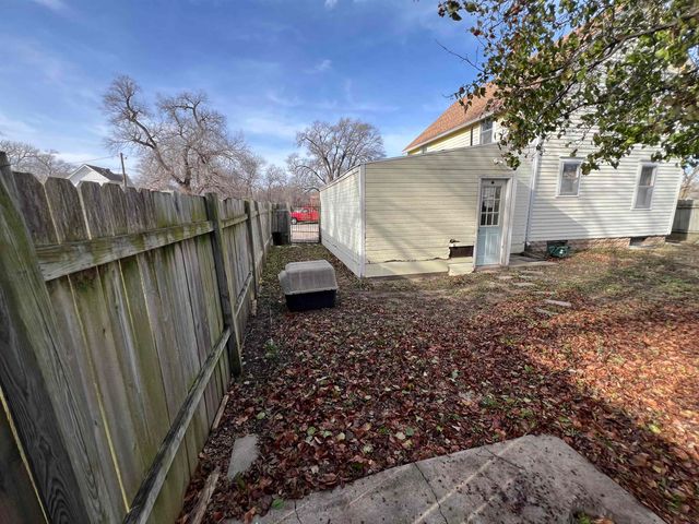 1112 N Poplar, Newton, KS 67114