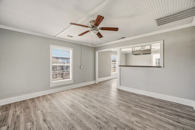 1250 W Groesbeck Street, Stephenville, TX 76401