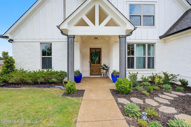 34 Fairview Trail, Byhalia, MS 38611