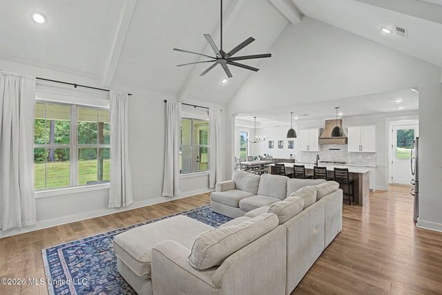 34 Fairview Trail, Byhalia, MS 38611