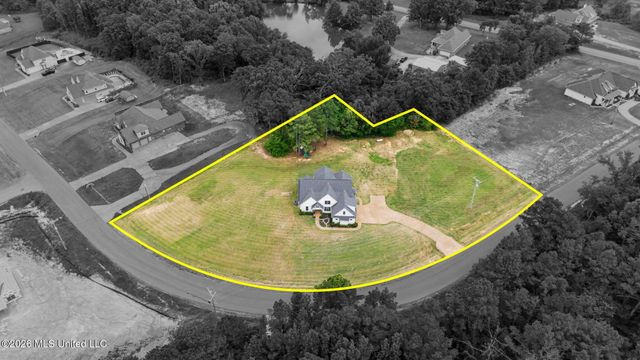 34 Fairview Trail, Byhalia, MS 38611