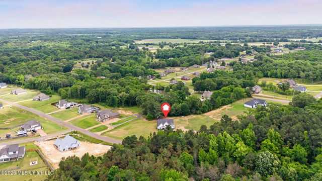 34 Fairview Trail, Byhalia, MS 38611