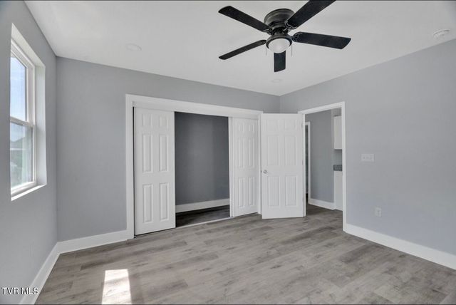 1246 East Center Street, Kingsport, TN 37660