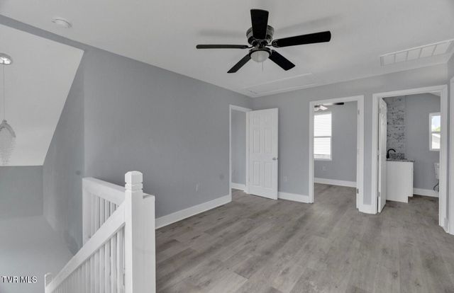 1246 East Center Street, Kingsport, TN 37660