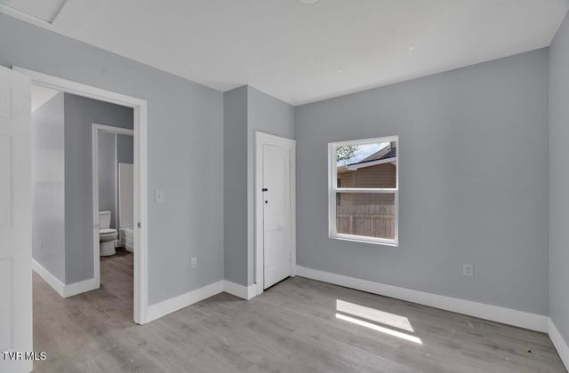 1246 East Center Street, Kingsport, TN 37660