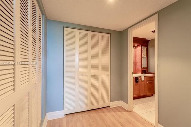11111 Biscayne Boulevard 6B, Miami, FL 33181