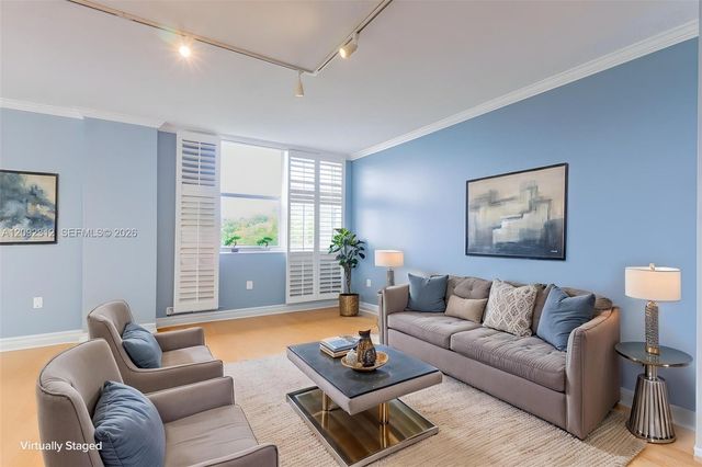 11111 Biscayne Boulevard 6B, Miami, FL 33181
