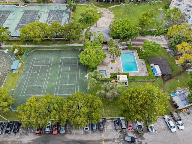 11111 Biscayne Boulevard 6B, Miami, FL 33181