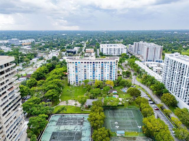 11111 Biscayne Boulevard 6B, Miami, FL 33181