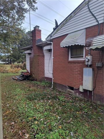 1317 Yeadon RD, Chesapeake, VA 23324