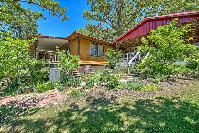 1387 County Road 306, Berryville, AR 72616