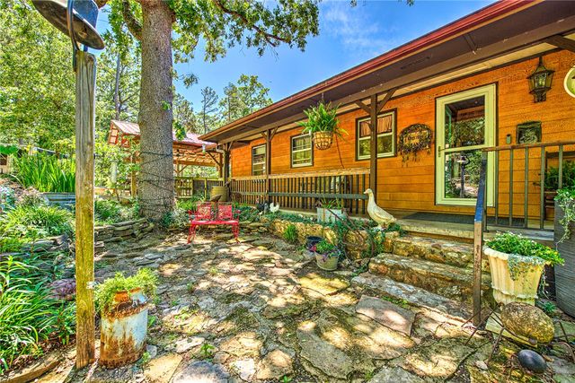 1387 County Road 306, Berryville, AR 72616
