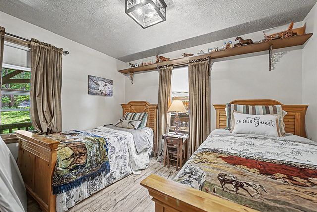 1387 County Road 306, Berryville, AR 72616