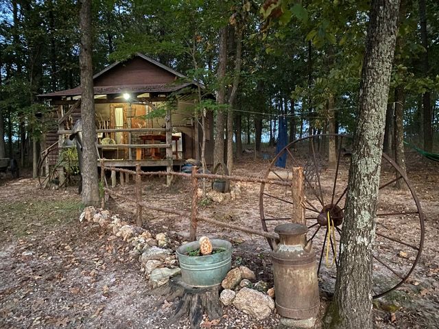 1387 County Road 306, Berryville, AR 72616