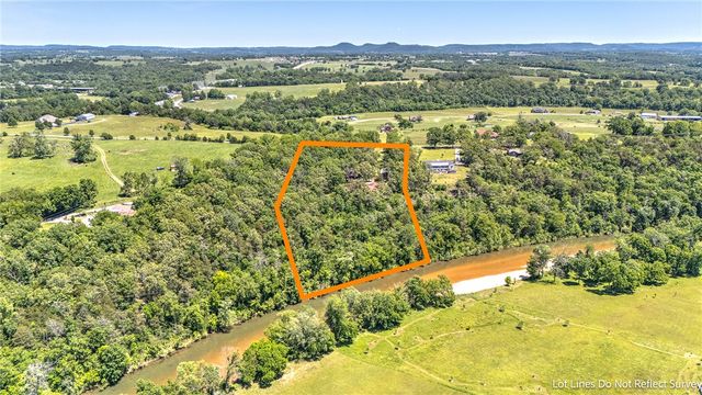 1387 County Road 306, Berryville, AR 72616