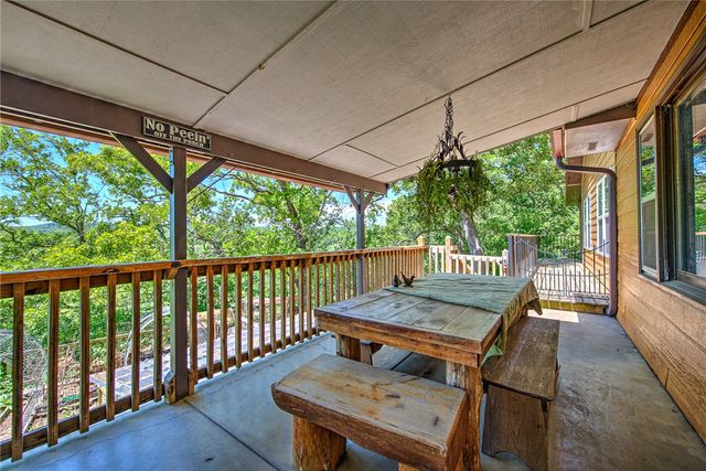 1387 County Road 306, Berryville, AR 72616