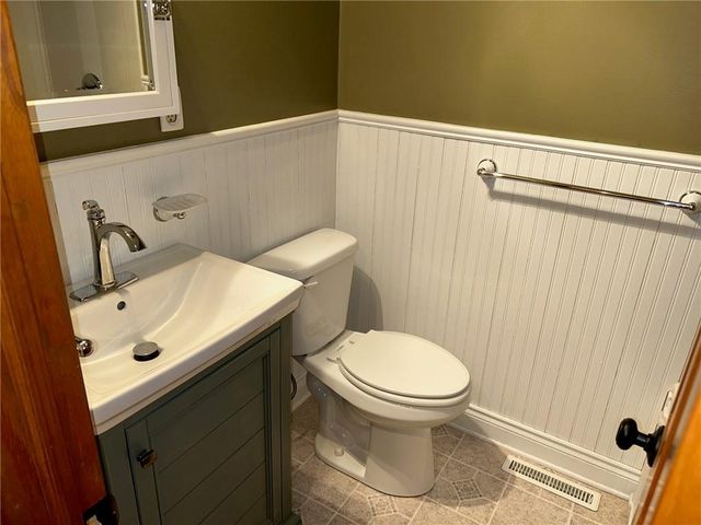 3700 Randall Drive, Independence, MO 64055