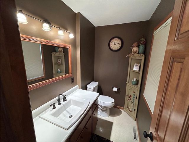 3700 Randall Drive, Independence, MO 64055