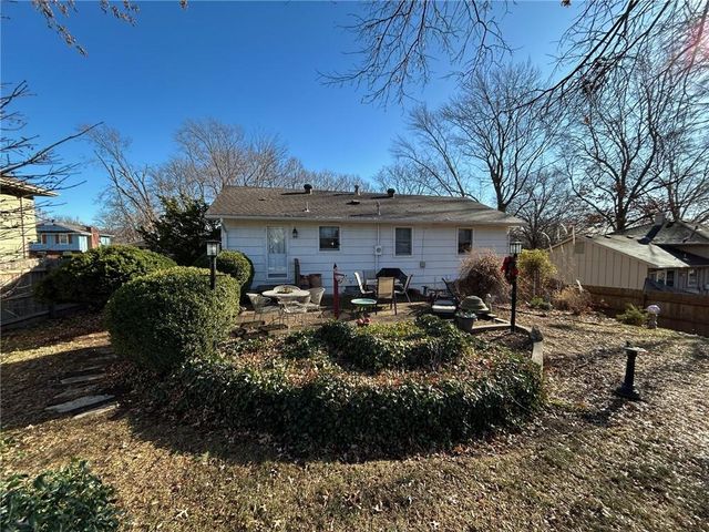 3700 Randall Drive, Independence, MO 64055