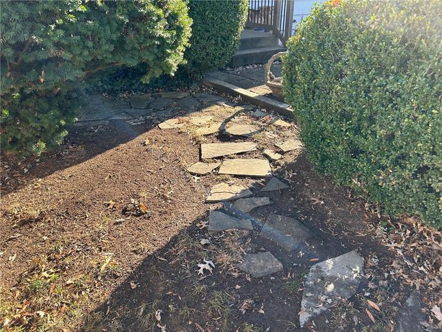 3700 Randall Drive, Independence, MO 64055